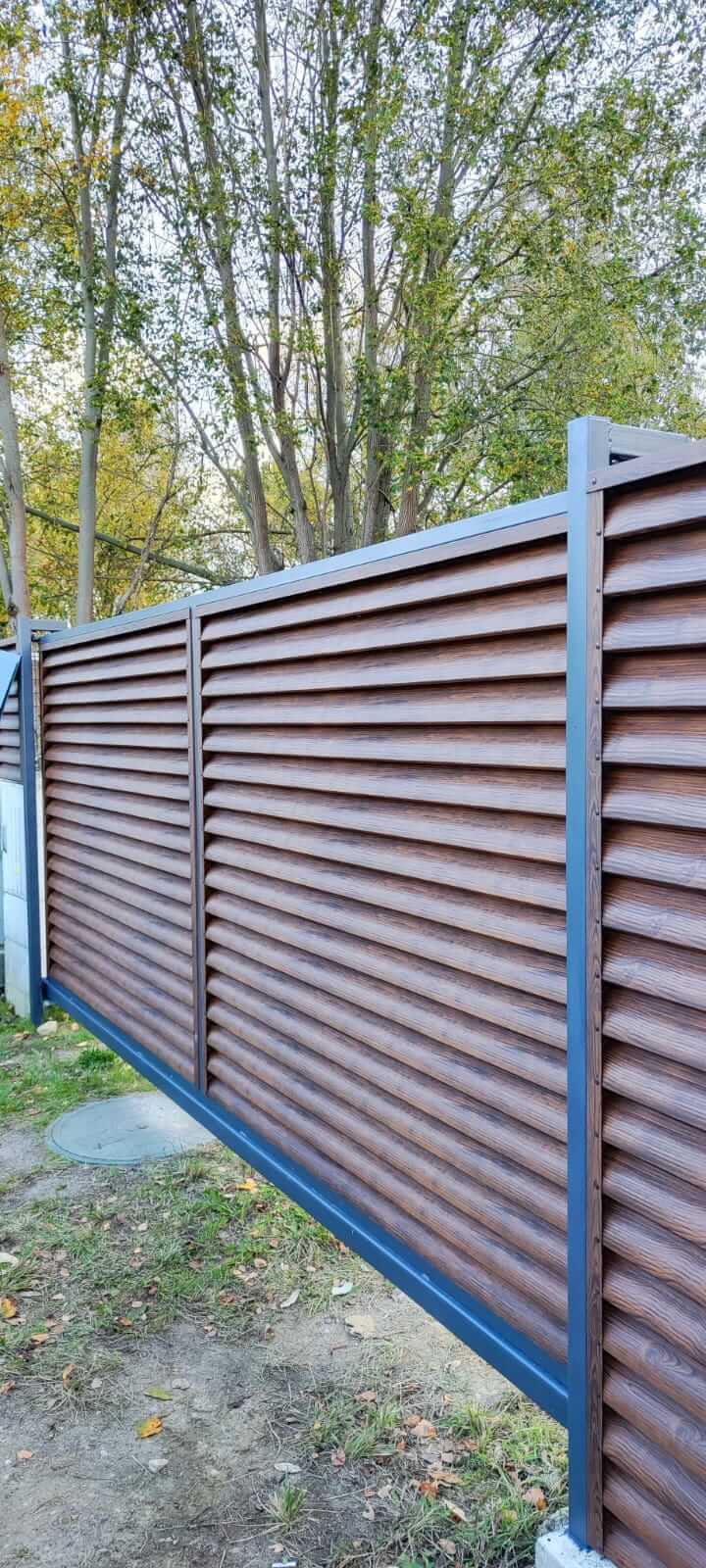забор-жалюзи с ламелями еврожалюзи printech каштан фото3 в Энгельсе