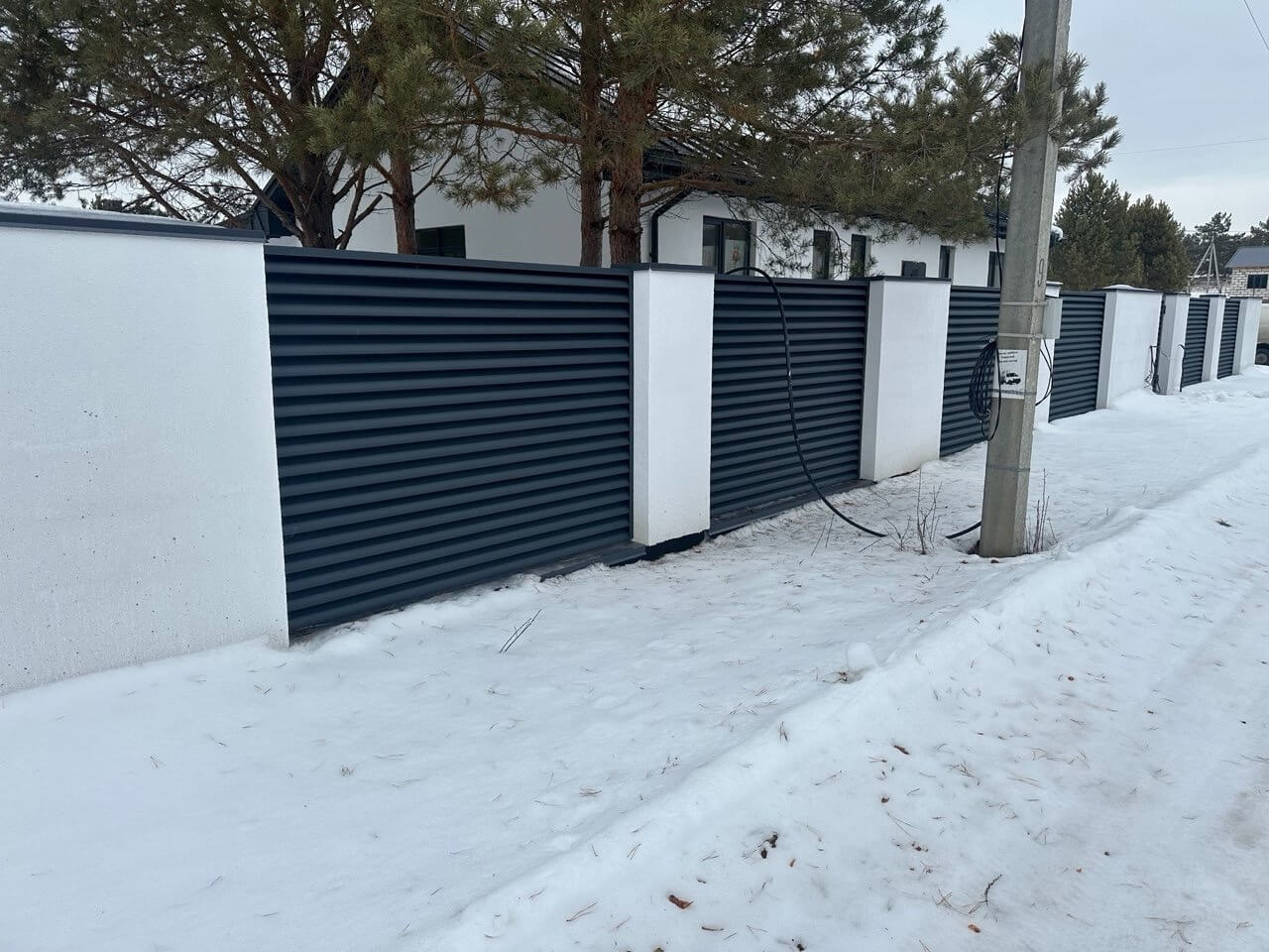 Забор-жалюзи 76м RAL7024/7024 Серый Графит двусторонний МАТТЕ фото 3 в Энгельсе