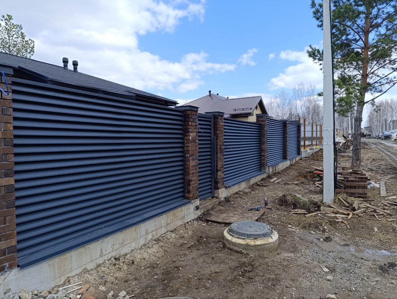 Забор из ламелей Еврожалюзи 34м RAL7024 Серый Графит МАТТЕ фото 1 в Энгельсе