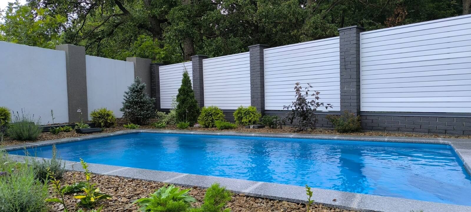 Забор-жалюзи из ламелей Хай-Тек 54м RAL9003 Белый фото 4 в Энгельсе