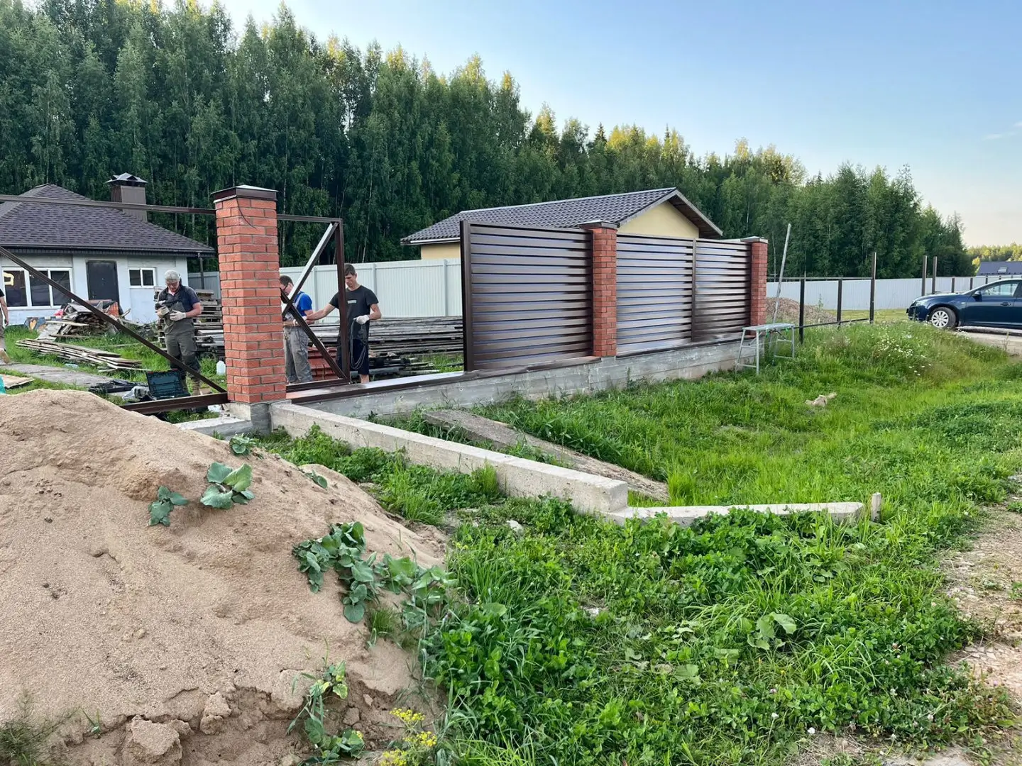 Забор-жалюзи из ламелей Хай-Тек 26м RAL8017/8017 Шоколад двусторонний фото 3 в Энгельсе
